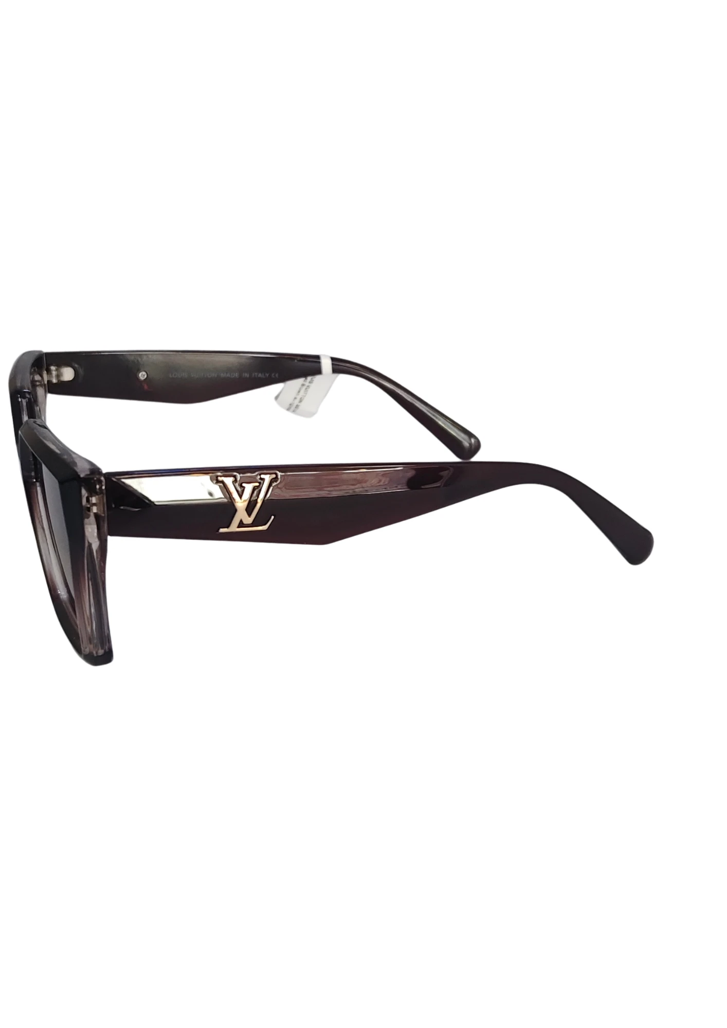 LV (Louis Vuitton) 2